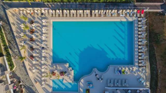 Bilder från hotellet Porto Platanias Beach Resort & Spa - nummer 1 av 26