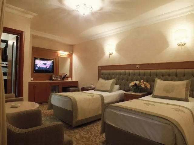 Bilder från hotellet Grand Asiyan Hotel - nummer 1 av 59