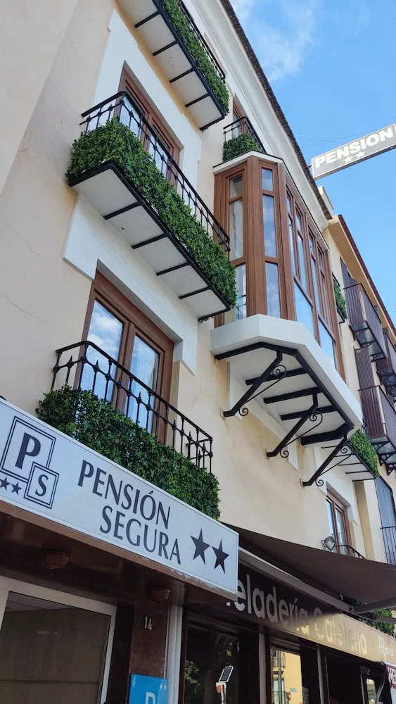 Bilder från hotellet Pensión Segura - nummer 1 av 35