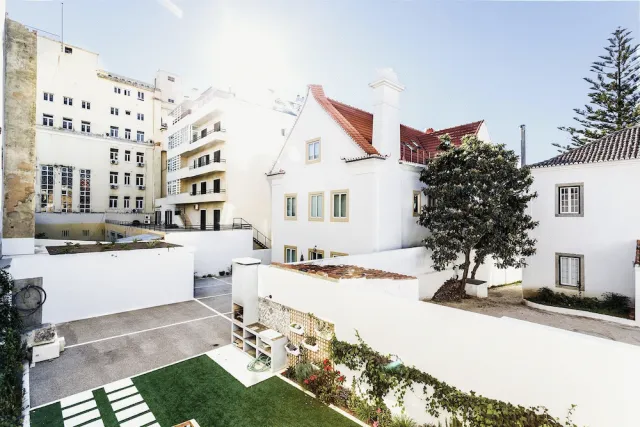 Bilder från hotellet Chalet Estoril Luxury Apartments - nummer 1 av 65