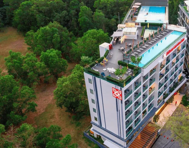 Bilder från hotellet Hilton Garden Inn Phuket, Thailand - nummer 1 av 40
