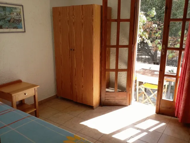 Bilder från hotellet Stunning 2-bedrooms Private Cottage in Palaiochora - nummer 1 av 28