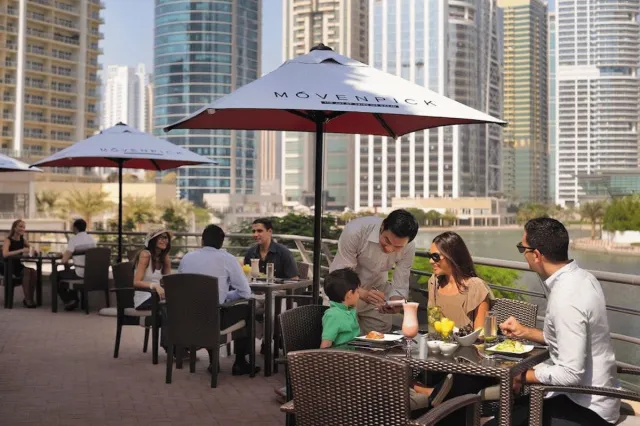 Bilder från hotellet Moevenpick Hotel Jumeirah Lakes Towers - nummer 1 av 10