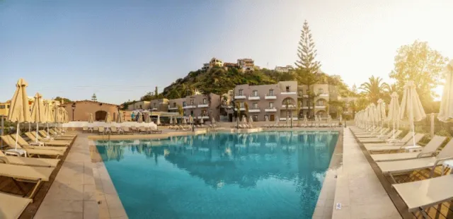 Bilder från hotellet Porto Platanias Village Resort - nummer 1 av 10