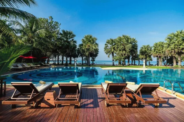 Bilder från hotellet Ravindra Beach Resort & Spa - nummer 1 av 14