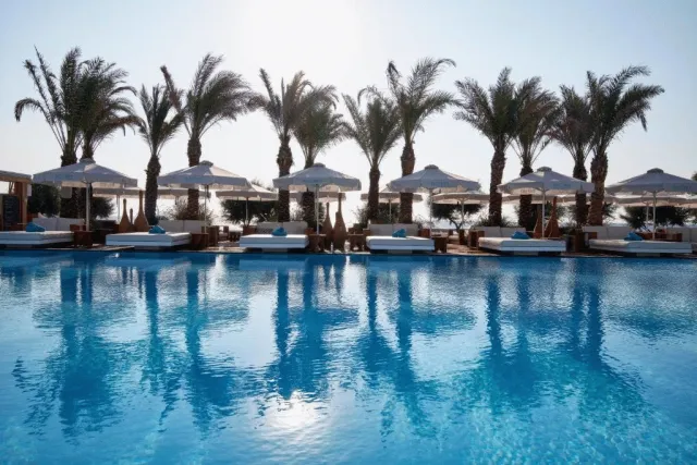 Bilder från hotellet Nikki Beach Resort & Spa Santorini - nummer 1 av 16