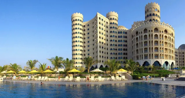 Bilder från hotellet Al Hamra Residence - nummer 1 av 16