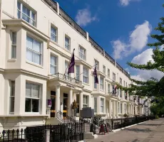 Bilder från hotellet Premier Inn London Kensington (Olympia) - nummer 1 av 10