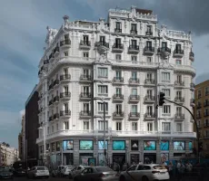 Bilder från hotellet NH Collection Madrid Gran Via - nummer 1 av 10