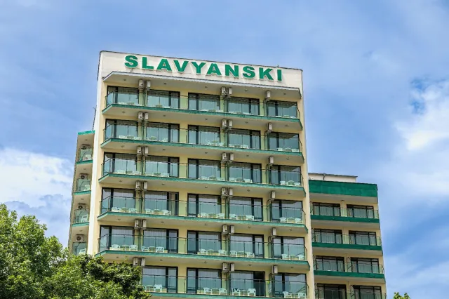 Bilder från hotellet Slavyanski - nummer 1 av 28