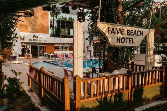 Bilder från hotellet Fame Beach Hotel - nummer 1 av 30