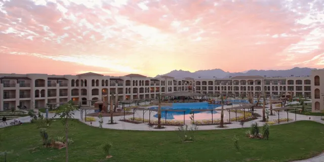 Bilder från hotellet Pickalbatros Royal Moderna Sharm & Aqua Park - nummer 1 av 51