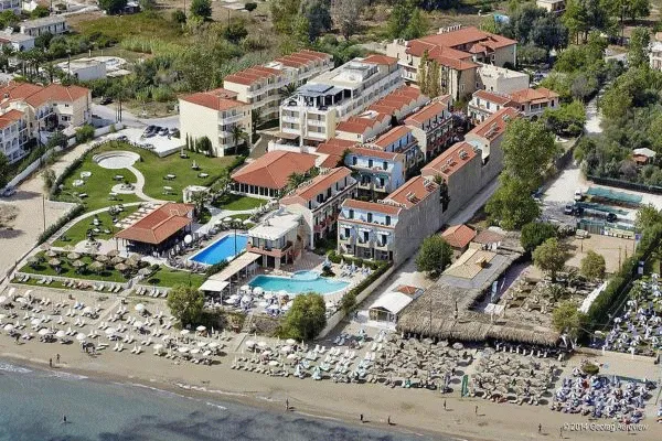 Bilder från hotellet Mediterranean Beach Resort - nummer 1 av 27