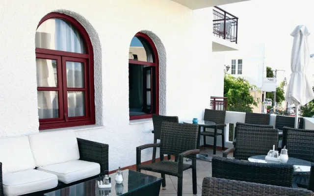 Bilder från hotellet Aeolis (Naxos) - nummer 1 av 9