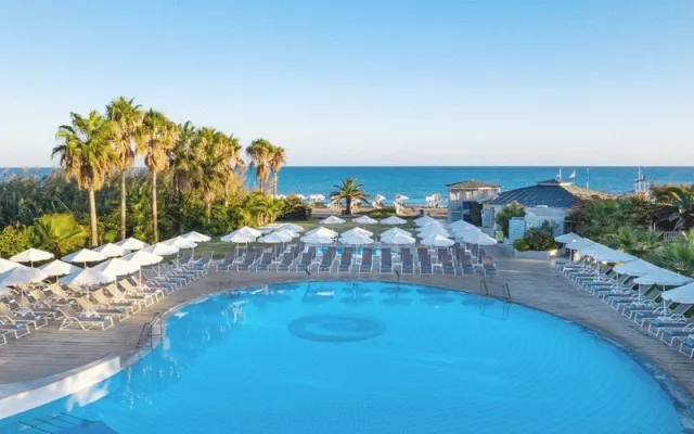 Bilder från hotellet Minos Mare Beach Resort - nummer 1 av 11