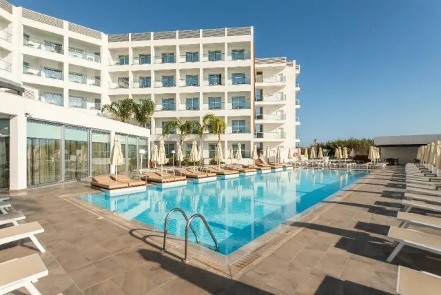 Bilder från hotellet Evalena Beach Hotel - nummer 1 av 10