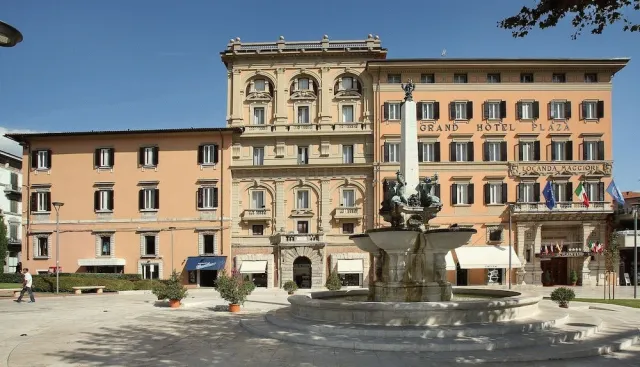 Bilder från hotellet Grand Hotel Plaza & Locanda Maggiore - nummer 1 av 10