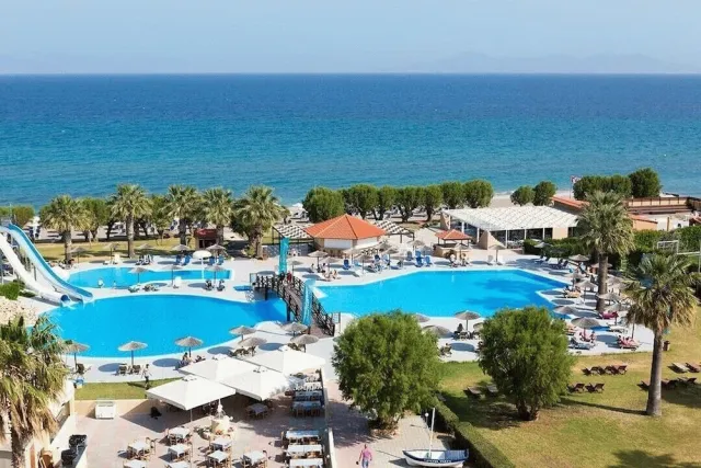 Bilder från hotellet Club Marmara Doreta Beach - nummer 1 av 10