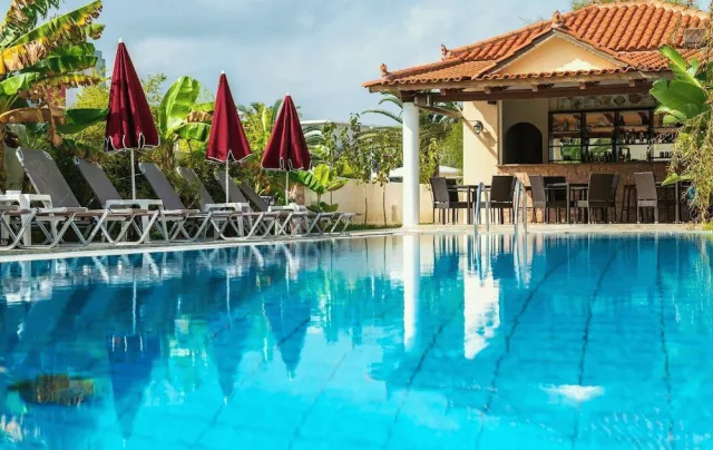 Bilder från hotellet California Beach - nummer 1 av 10