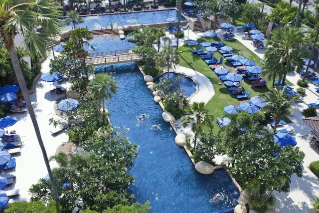 Bilder från hotellet Jomtien Palm Beach Hotel & Resort - nummer 1 av 10
