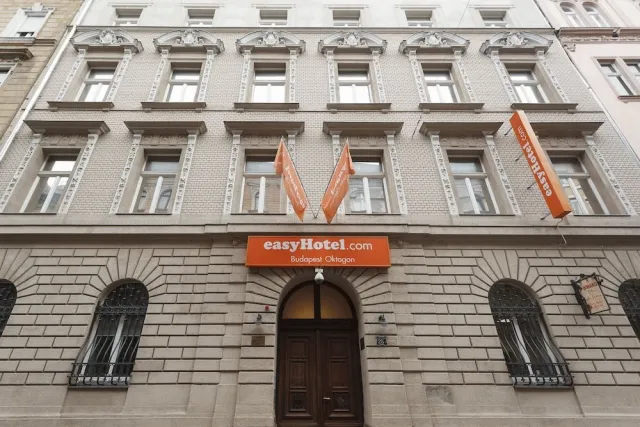 Bilder från hotellet easyHotel Budapest Oktogon - nummer 1 av 10