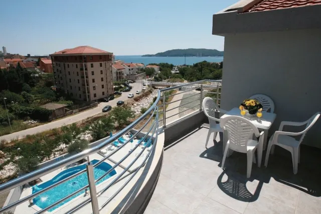 Bilder från hotellet Villa Angelina - nummer 1 av 10