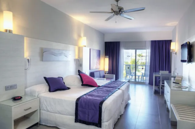 Bilder från hotellet Riu Palace Bavaro - - nummer 1 av 31