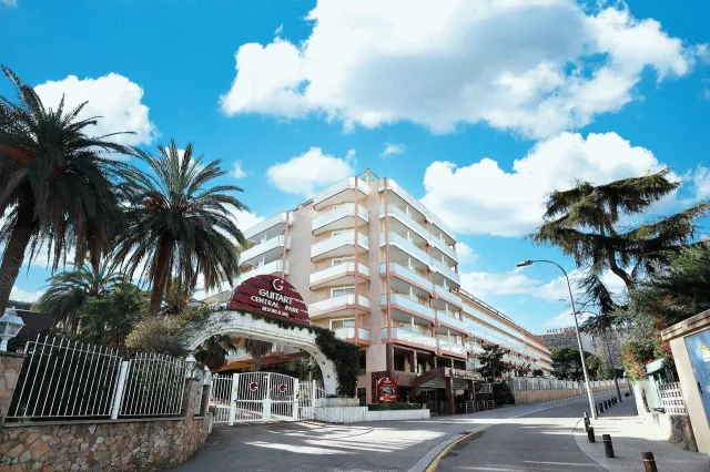 Bilder från hotellet Apartamentos Guitart - nummer 1 av 100