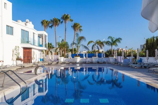 Bilder från hotellet Protaras Plaza - nummer 1 av 103