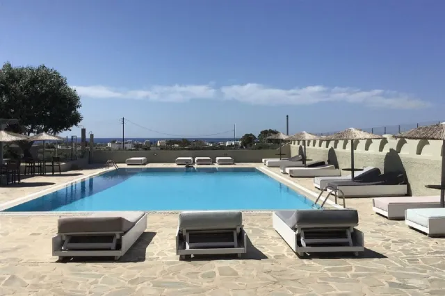 Bilder från hotellet Thera Mare Resort - nummer 1 av 35