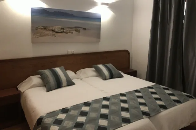 Bilder från hotellet R2 Cala Millor Beach Apartment - nummer 1 av 6