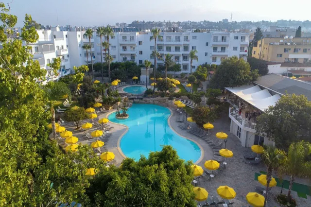 Bilder från hotellet Mayfair Gardens - nummer 1 av 26