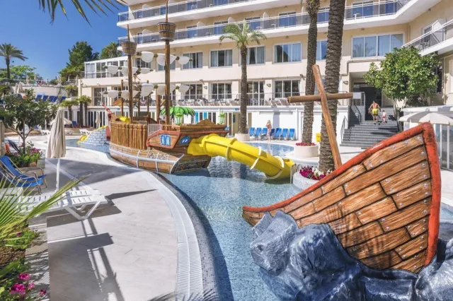 Bilder från hotellet Oasis Park Splash - nummer 1 av 144