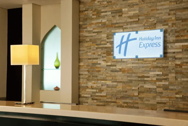 Bilder från hotellet Holiday Inn Express Dubai Internet City - nummer 1 av 36