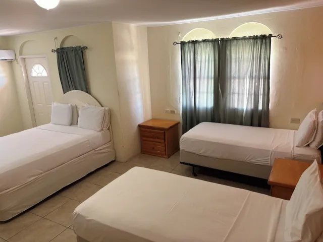 Bilder från hotellet Seaview Beach Hotel - nummer 1 av 68