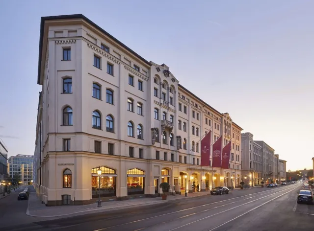 Bilder från hotellet Hotel Vier Jahreszeiten Kempinski München - nummer 1 av 100