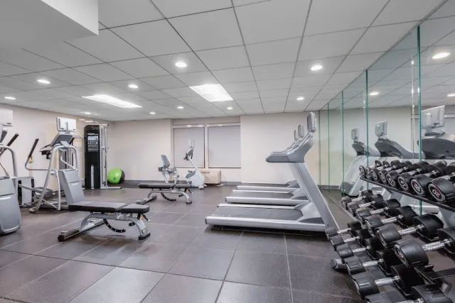 Bilder från hotellet Holiday Inn La Mirada, an IHG Hotel - nummer 1 av 36