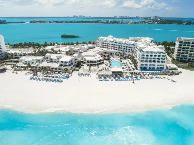 Bilder från hotellet Wyndham Alltra Cancun Resort - nummer 1 av 100