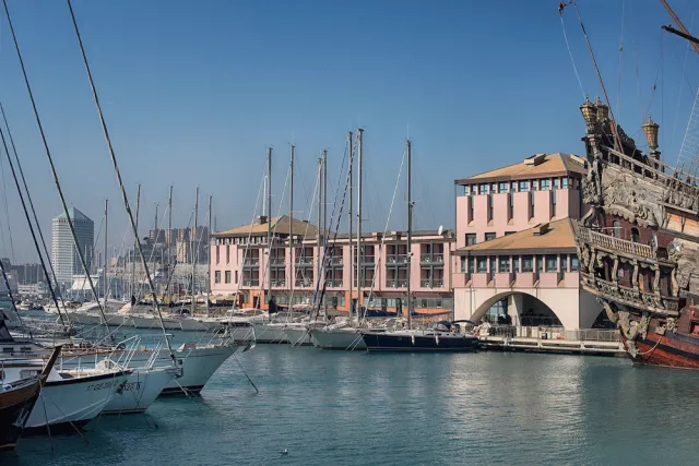 Bilder från hotellet NH Collection Genova Marina - nummer 1 av 59
