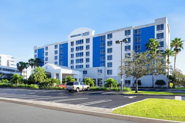 Bilder från hotellet SpringHill Suites by Marriott Miami Airport South Blue Lagoon Area - nummer 1 av 38