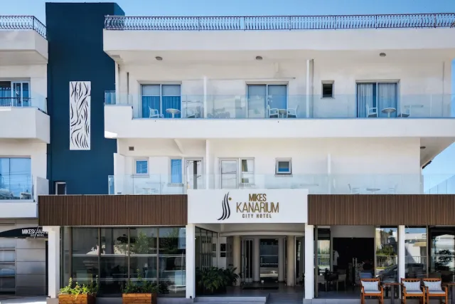 Bilder från hotellet Mikes Kanarium Hotel - nummer 1 av 38