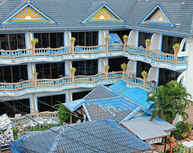 Bilder från hotellet Patong Sunbeach - nummer 1 av 13