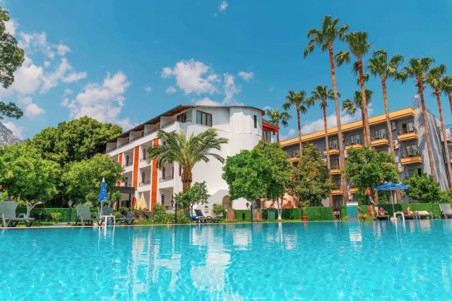 Bilder från hotellet Belpoint Beach Hotel - nummer 1 av 48