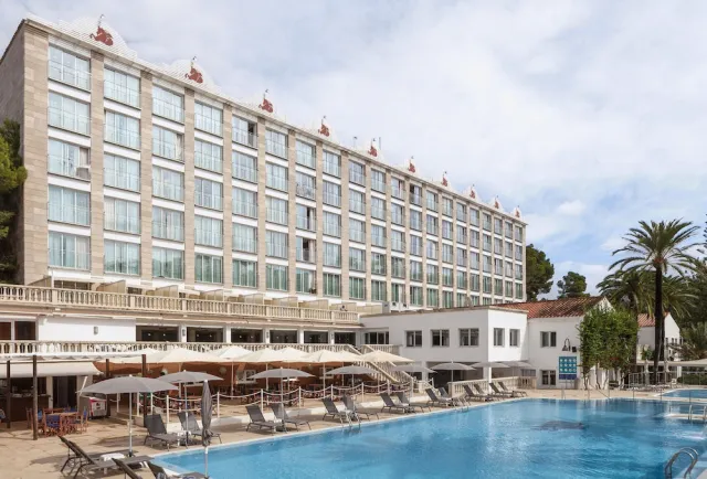 Bilder från hotellet Minura Hotel Cala Galdana & Apartamentos - nummer 1 av 62