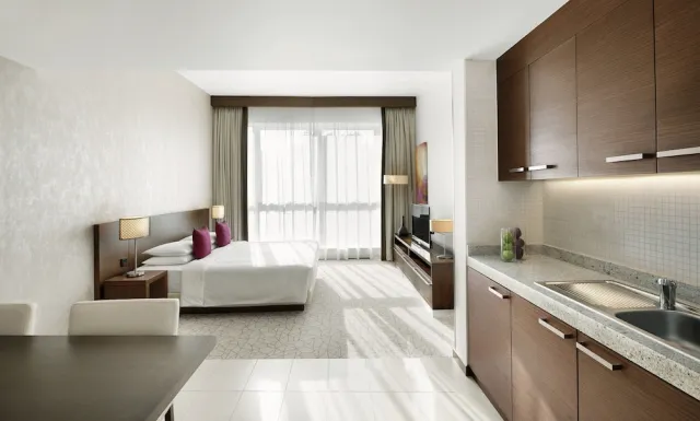 Bilder från hotellet Hyatt Place Dubai Al Rigga - nummer 1 av 35