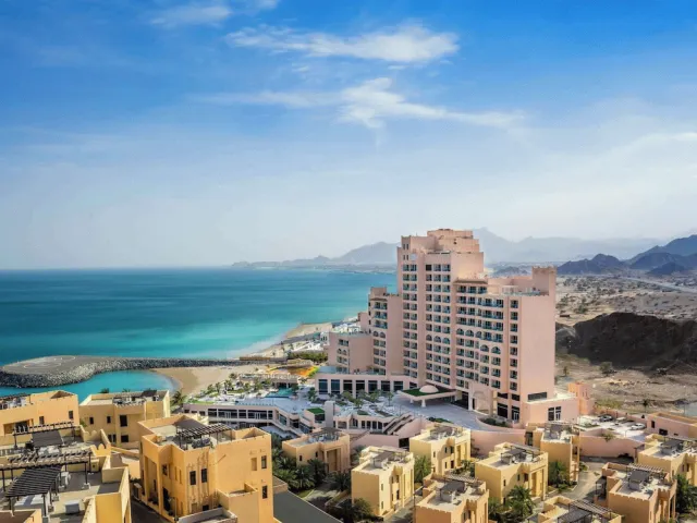 Bilder från hotellet Fairmont Fujairah Beach Resort - nummer 1 av 100