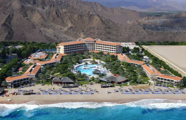 Bilder från hotellet Fujairah Rotana Resort & Spa - nummer 1 av 100