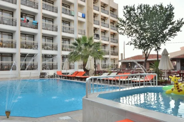 Bilder från hotellet Esat Otel - nummer 1 av 49