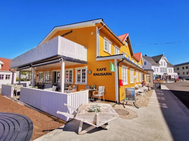 Bilder från hotellet Henningsvær Guesthouse - nummer 1 av 54