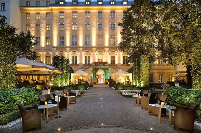 Bilder från hotellet The Grand Mark Prague - The Leading Hotels of the World - nummer 1 av 10
